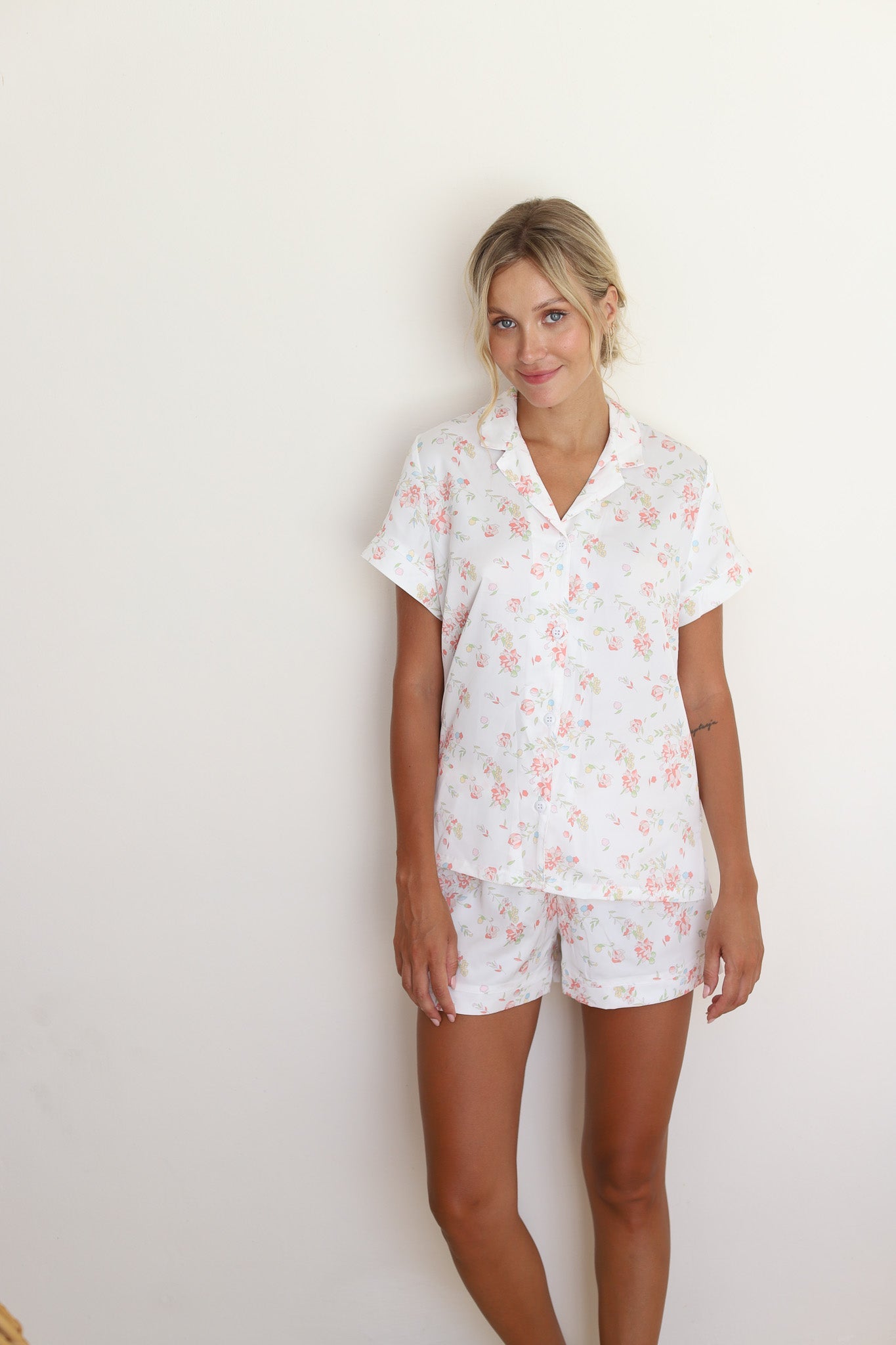 White Rose Satin Shortie Pajamas